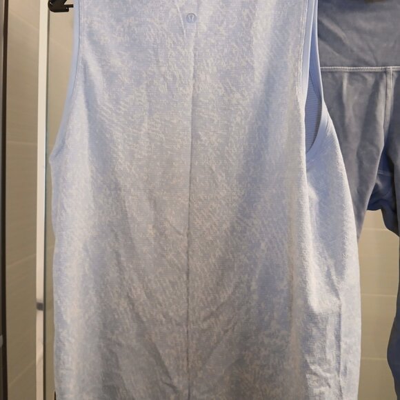 Lululemon Lilac Set - Picture 4 of 10